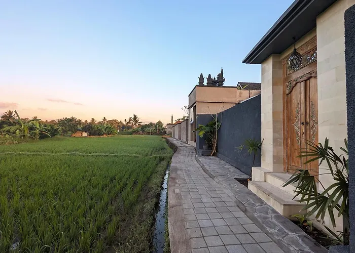 Villa Na-Na Ubud
